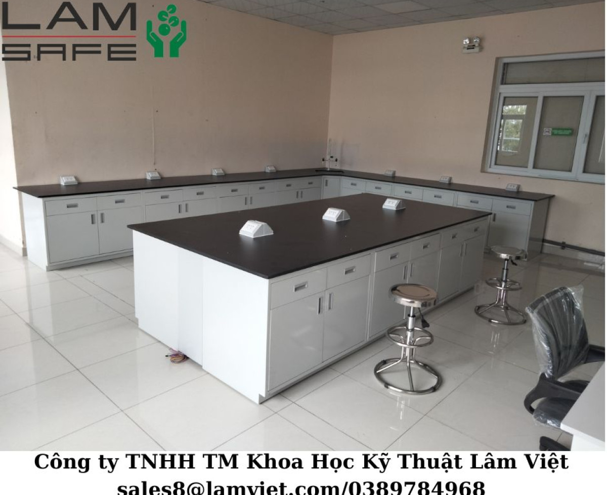 Bàn thí nghiệm trung tâm không chậu rửa