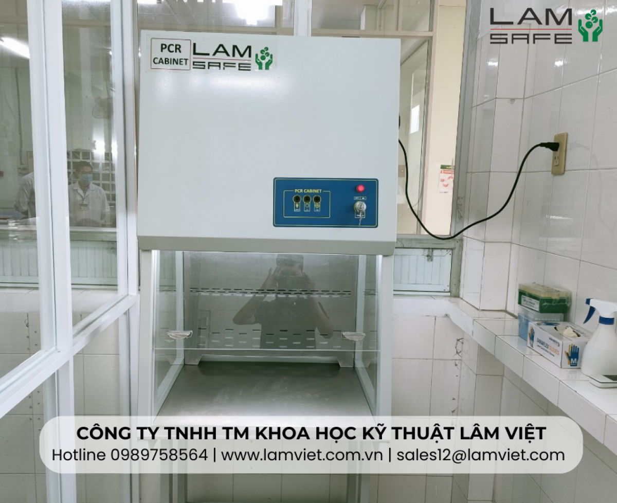 Tủ thao tác PCR Lamsafe