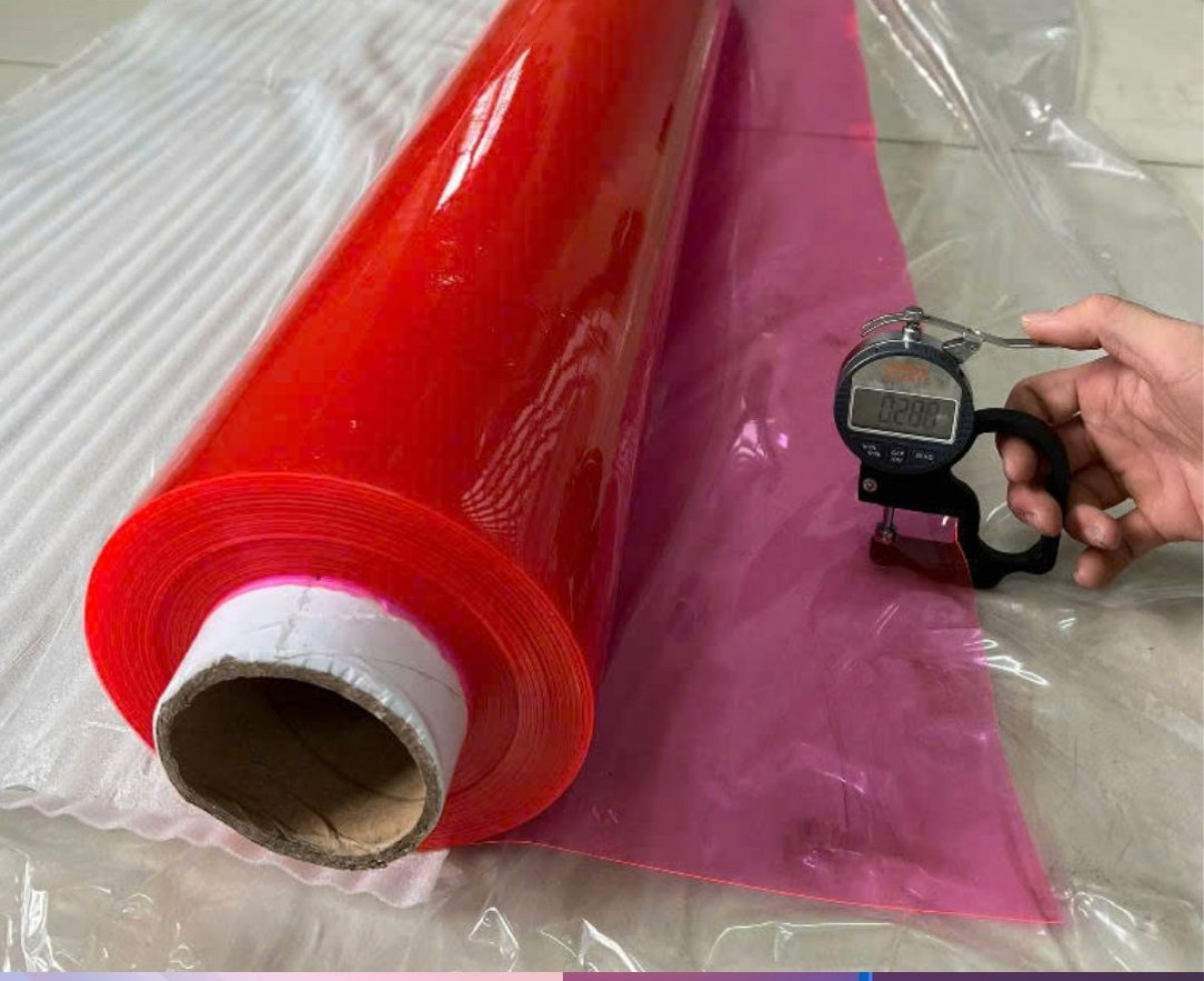 Màng pvc dẻo màu hồng - nổi bật, ngọt ngào, tinh tế