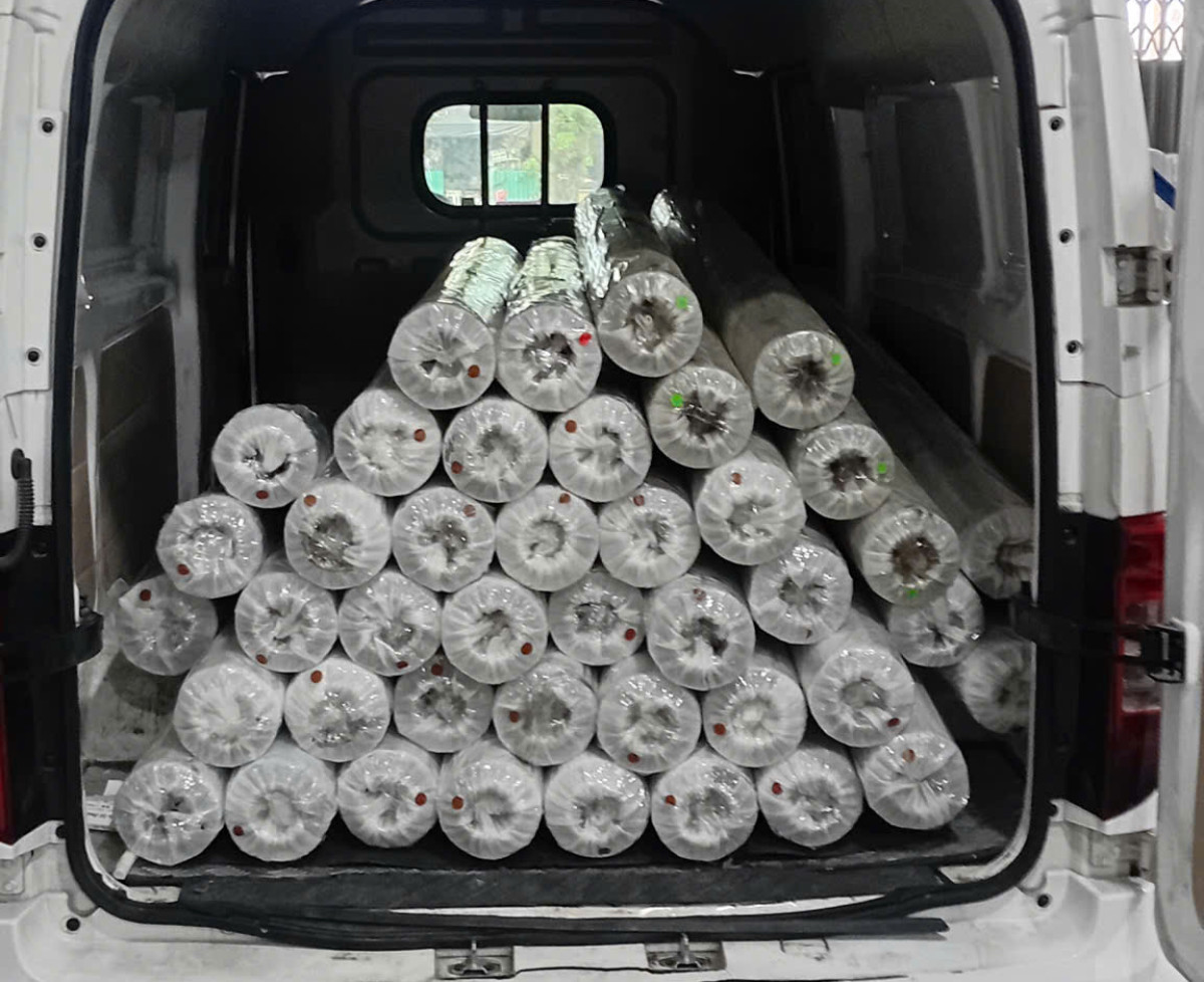 Phân phối sỉ màng nhựa pvc hologram – giá rẻ tại kho altek pvc