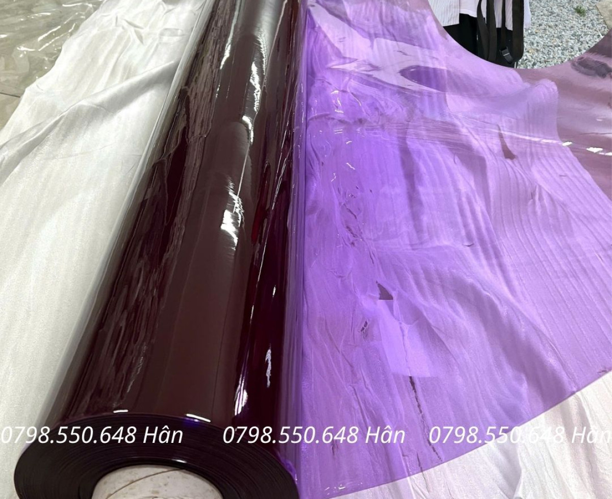 Màng dẻo pvc trong màu tím - dày 0.3mm- khổ 1m4 - dài 80m