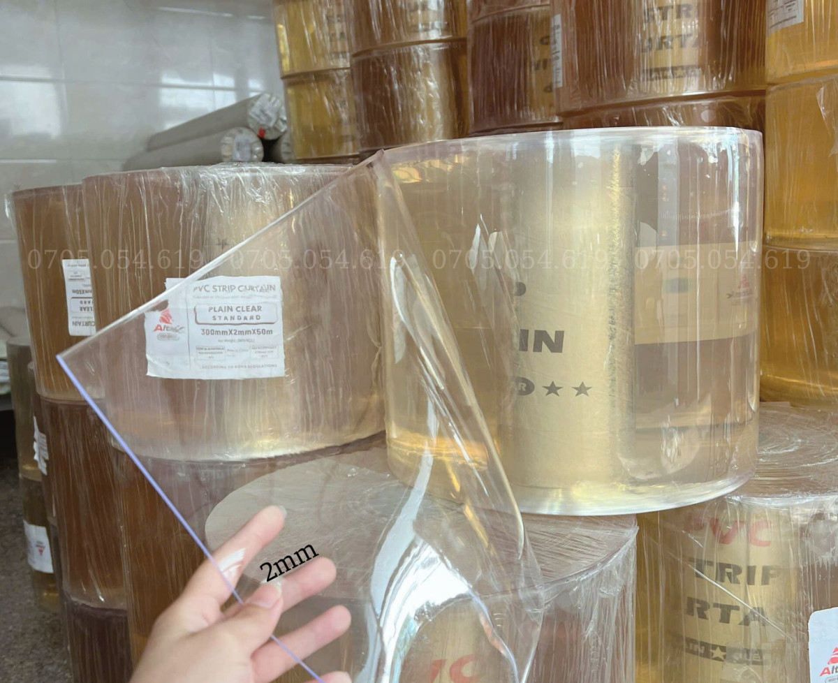 Rèm nhựa pvc trong suốt giá rẻ, dễ lắp đặt, độ bền cao