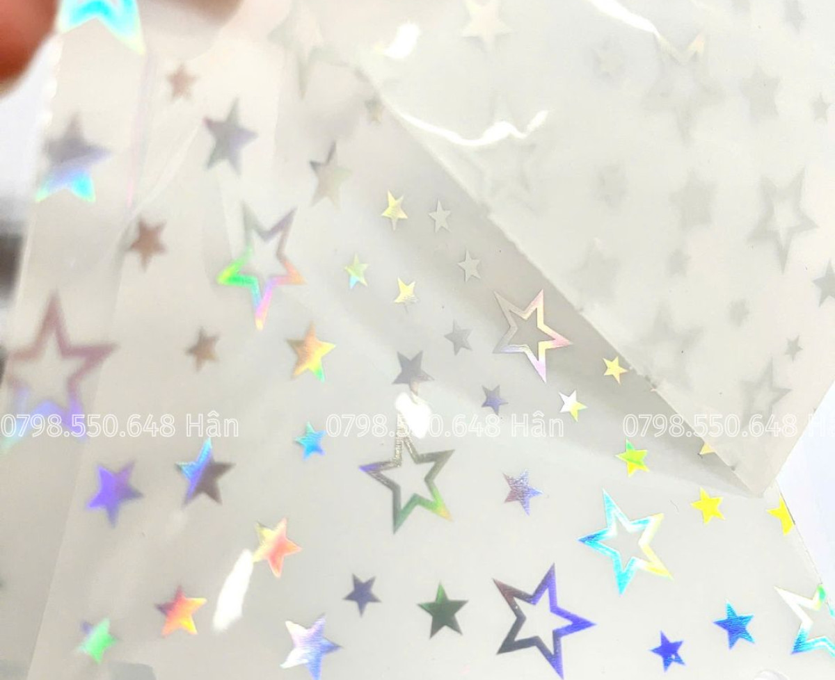 Màng pvc dẻo ánh kim, hiệu ứng chuyển màu rực rỡ