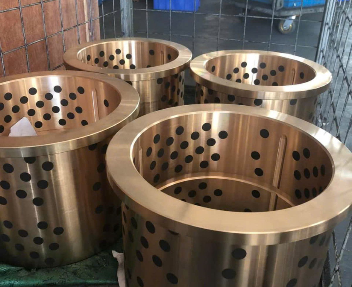 Chuyên gia  tư vấn, cung cấp các loại bạc tự bôi trơn, bạc đồng tiết dầu