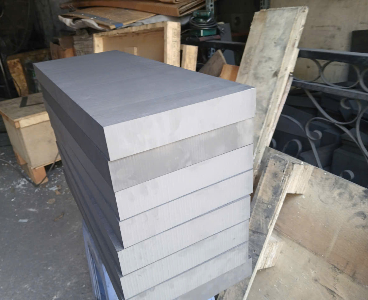 Cung cấp Graphite tấm chặn đuôi lò, tấm Graphite bôi trơn