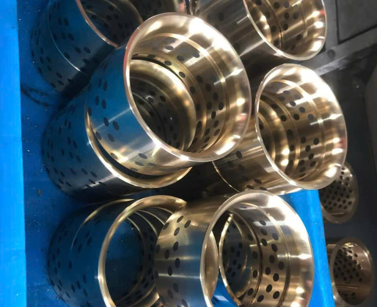 Cung cấp   bạc đồng tự bôi trơn, bạc Graphite, bạc cầu tự lựa, bạc thép tự bôi trơn